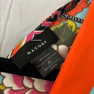 Natori Vibrant Floral Patterned Garment